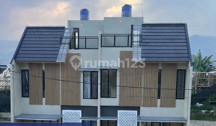 Dijual Villa Eksklusif dengan View Pegunungan yang Indah