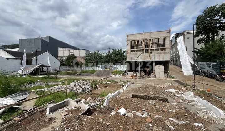 Kost 10 Kamar di Belakang Universitas Muhammadiyah Malang