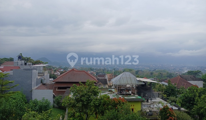 Villa 7 Raya Area Wisata Batu Akses Mudah Garansi Passive Income