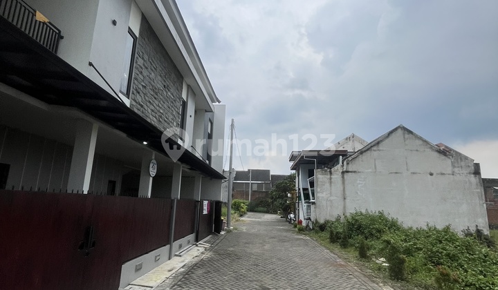 Jadi Sultanhanya dengan Sarumah Kost di Malang 2