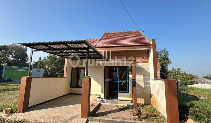 dijual rumah di belakang gor ken arok siap huni malang 2