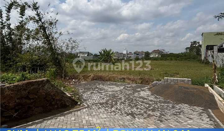 LAND PLOT IN MALANG CITY