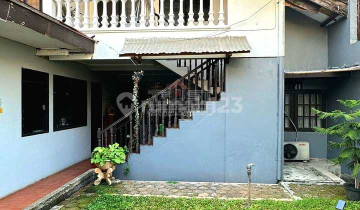 Rumah 2 Lantai Siap Huni Lokasi Strategis Dalam Perumahan Bintaro Sektor 2