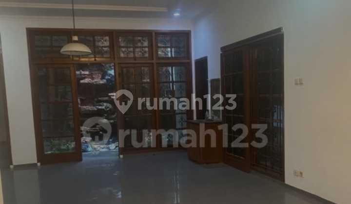 Rumah 2 Lantai Cocok untuk Kantor dan Hunian di Tanah Kusir, Jaksel 2