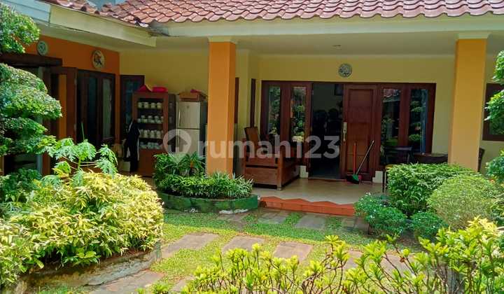 Rumah Asri Dalam Cluster Kawasan Bintaro Sektor 9