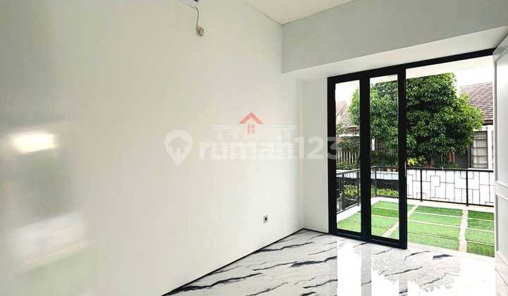 Rumah Minimalis 2 Lantai dalam Komplek Bintaro Sektor 9