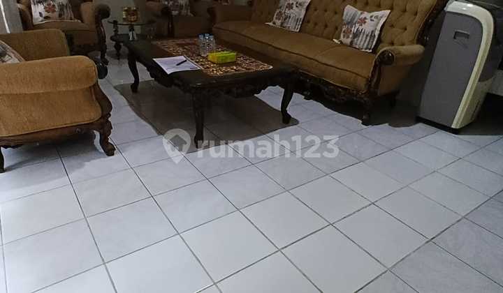 Rumah Rapi Siap Huni dekat Akses KRL di Bintaro Sektor 2 2