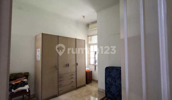 Affordable Minimalist House in Bintaro Sector 1 Complex 2