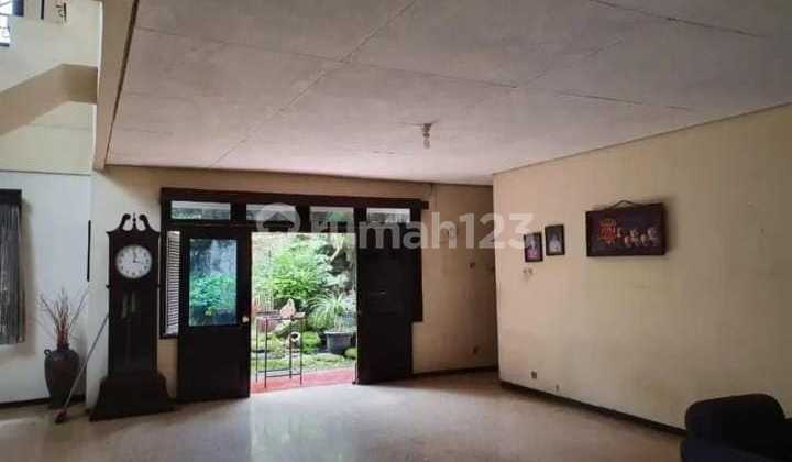 Rumah Megah dan Terawat Kawasan Bintaro Sektor 1 2