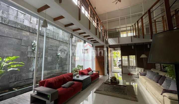 Rumah Luas dan Murah di Pesanggrahan Jakarta Selatan Rumah Luas dan Murah di Pesanggrahan Jakarta Selatan