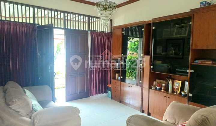 Rumah Bagus dan Terawat dalam Perumahan Sektor 1 Bintaro 2