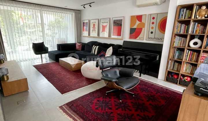 Rumah Estetik dalam Cluster Premium Jakarta Selatan 2