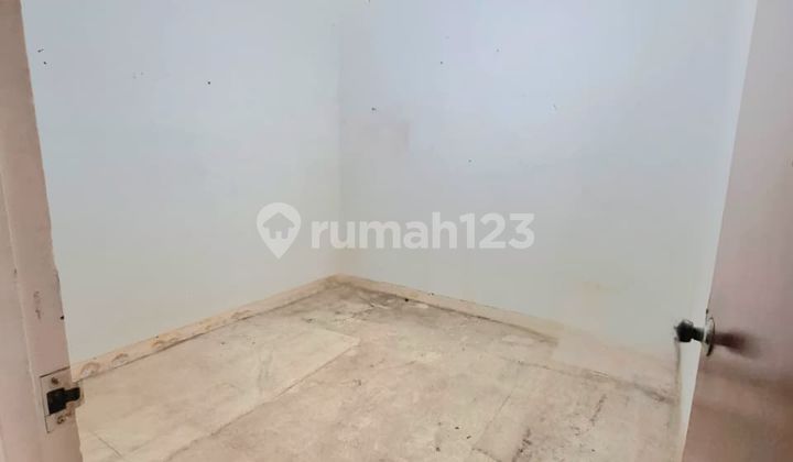 Cheap House Needs Renovation in Bintaro Area Sector 2 2
