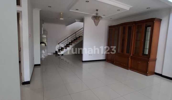 Tidy and Nice 2-Story Ready-to-Occupy House in Bintaro Sector 2 2