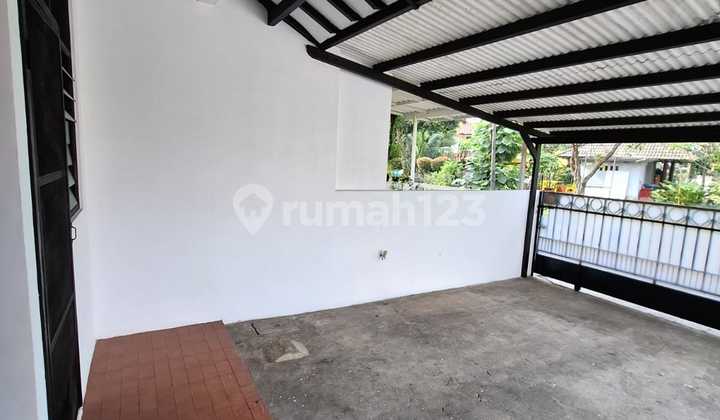 For Rent: Nice and Move-in Ready House in Bintaro Sector 2 For Rent: Nice and Move-in Ready House in Bintaro Sector 2