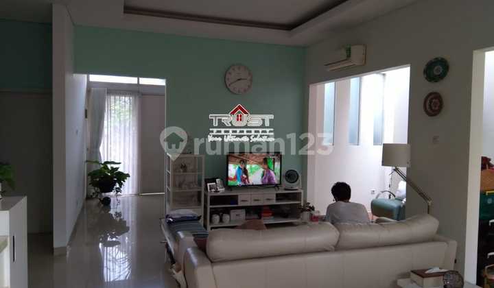 Rumah Minimalis Siap Huni 2 Lantai dalam Komplek Bintaro Sektor 7 Rumah Minimalis Siap Huni 2 Lantai dalam Komplek Bintaro Sektor 7