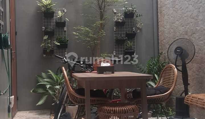 2-Story Ready-to-Occupy House in the Rempoa-Ciputat Cluster Area 2