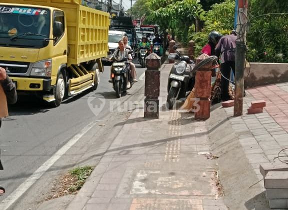 Roadside Shophouse in Uluwatu Ready for Use 2
