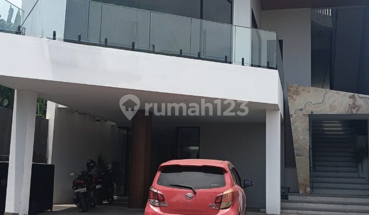 Office Building in Sanur with Beach View