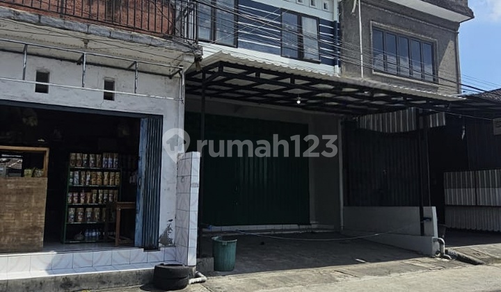 Affordable 3-Story Shop House in Dalung Affordable 3-Story Shop House in Dalung