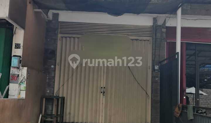 Shop House by the Main Road in a Busy Area of South Denpasar 2