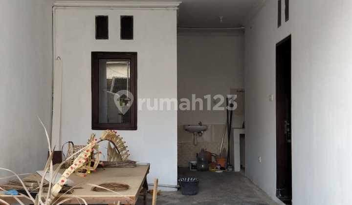 Rumah Moderen Di Jalan Tukad Badung 2