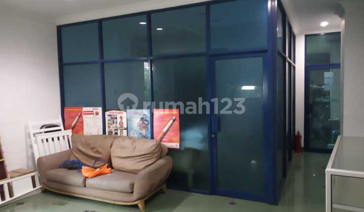 Gedung Perkantoran 5 Lantai, Jembatan Besi Jakarta Barat Gedung Perkantoran 5 Lantai, Jembatan Besi Jakarta Barat