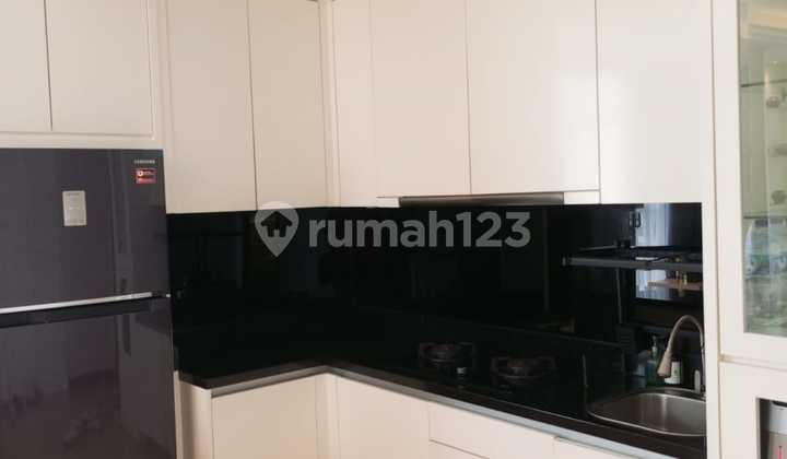 International Class Apartment L'avenue, Pancoran, South Jakarta, 2BR Furnished, just bring your clothes. 2