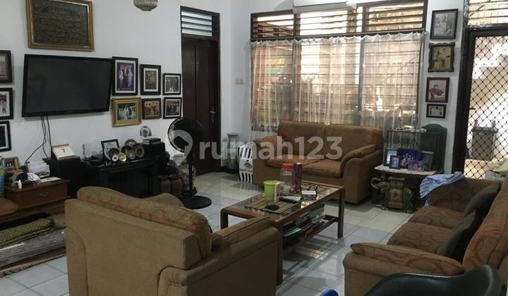 West Tebet House, South Jakarta, Move-in Ready near Dental Clinic