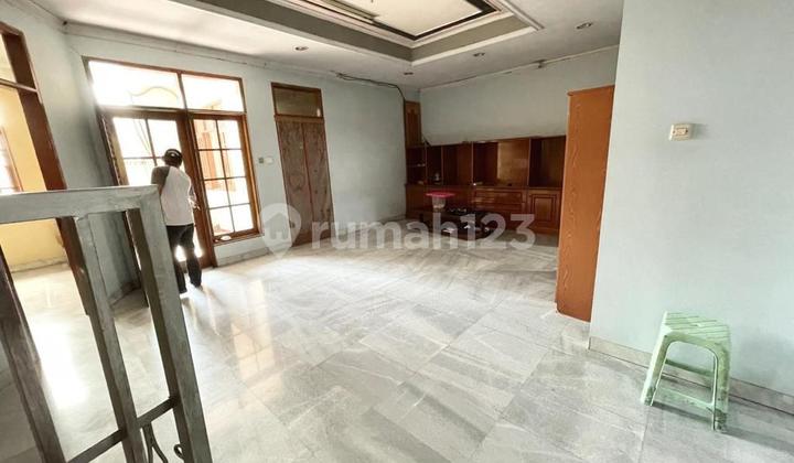 Rumah Luas di Tomang, Jakarta Barat – Sertifikat Hak Milik Rumah Luas di Tomang, Jakarta Barat – Sertifikat Hak Milik