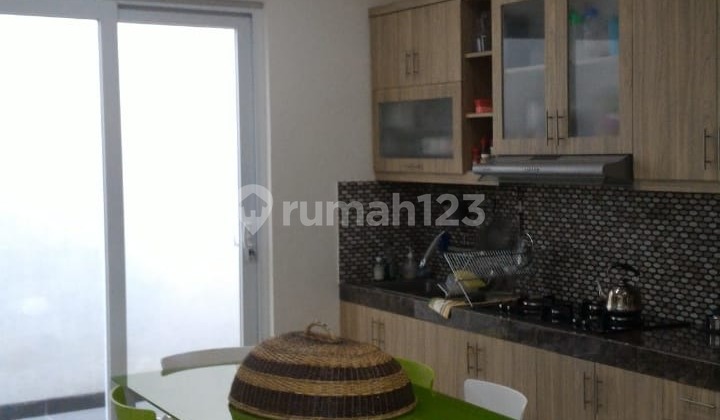 Rumah cantik siap huni di Perumahan Bojong Indah, Jakarta Barat.