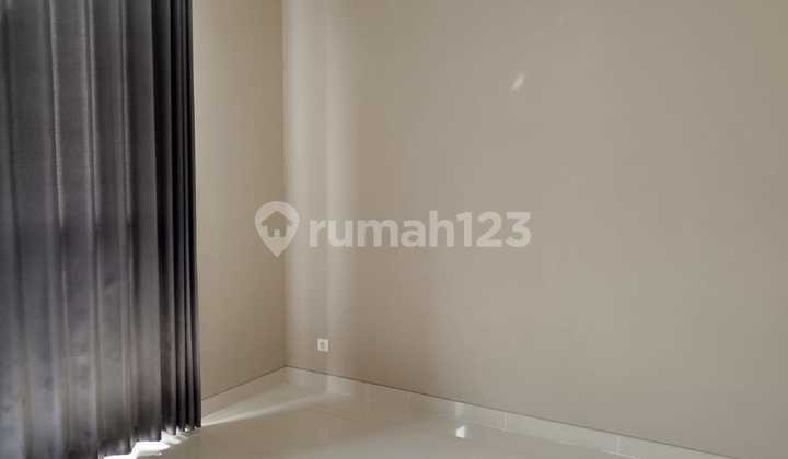 Apartemen Ciputra International, Jalan Lingkar Luar Puri Indah, Jakarta Barat.  Tipe 1 Bedroom 2