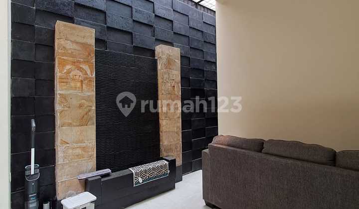 For Sale: Good Hook House in Serpong Park, Ready to Occupy