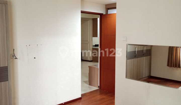 Ready-to-Occupy Royal Mediterania Garden Apartment in Podomoro City, Central Park Mall Area with 3 Bedrooms, Most Strategic Location in West Jakarta, Podomoro City, Opposite Central Park Mall and Taman Anggrek, along with Podomoro University, Tr University 2