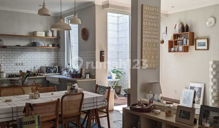 Rumah Mewah Siap Huni di Lebak Bulus, Jakarta Selatan 2