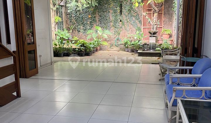 Rumah 2 Lantai daerah Puri indah  Cocok untuk tempat tinggal dan tempat usaha 2