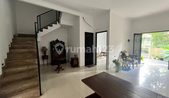 Rumah Bagus dekat MRT Lebak Bulus, Jakarta Selatan Rumah Bagus dekat MRT Lebak Bulus, Jakarta Selatan