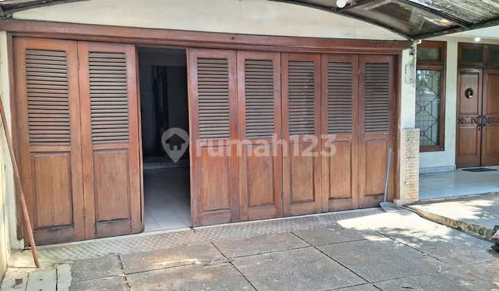 Rumah Butuh Renovasi Lokasi Startegis 2