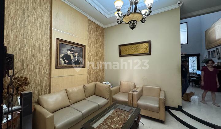 Rumah Asri Lokasi Startegis