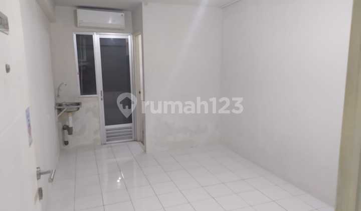 Cheap Sale of Unfurnished Studio Apartments in Kalibata City Borneo