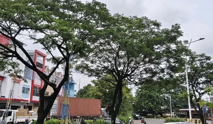 Dijual Tempat Usaha di Utan Jatikalideres.samping Mall Matahari( Dm )Lokasi Strategis Bisnis