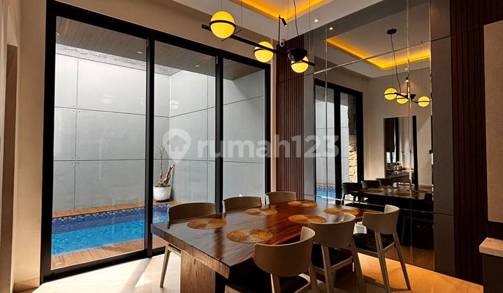 Luxury House For Sale on Sasak Kelapa Dua Street, Kebon Jeruk, Jakarta