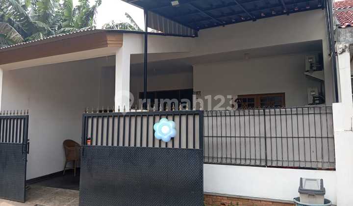 Rumah Dua Lantai Di Jual Di Bencongan Kelapa Dua Tangerang 2