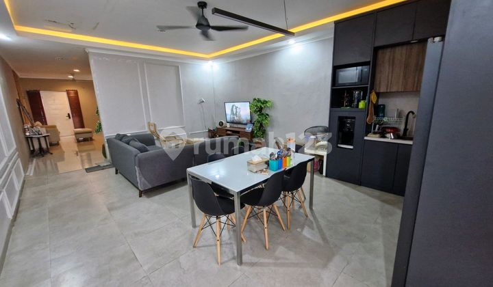 Disewakan Rumah Vila Dago Raya di Jalan Utama Kontrakan Bagus di Jalan Villa Dago Raya Perumahan Villa Dago, Jalan Siliwangi, Benda Baru, Pamulang, Kota Tangerang Selatan, Banten, Indonesia, 15418, Pamulang