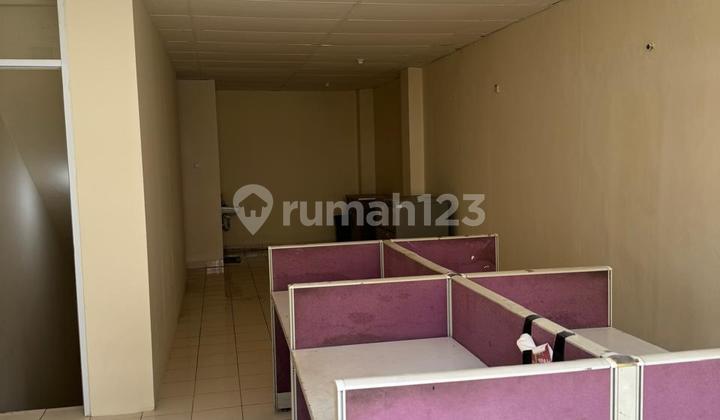Disewakan Ruko 3 ******** Bsd Area Strateigs Ruko di BSD