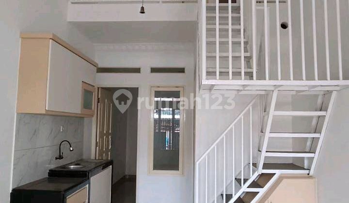 For Sale Beautiful Diporis House Cipondoh Good SHM Semi Furnished