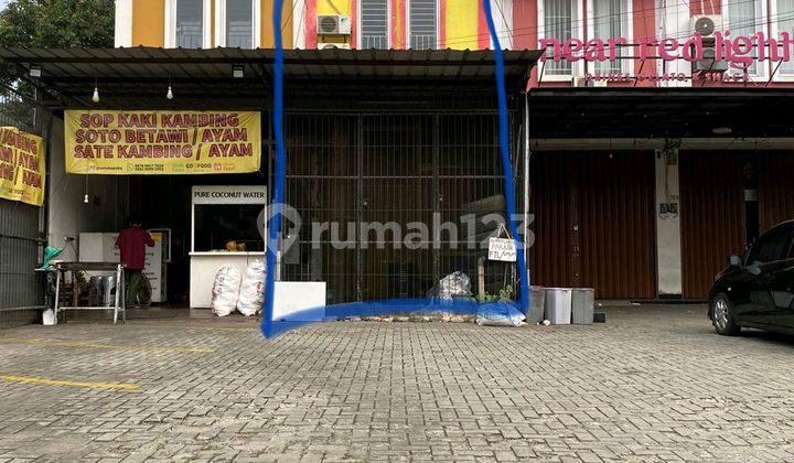 4-story Ruko in Cipondoh, Tangerang, Cikokol, located at Jl. Kh. Hasyim Ashari, No.16, Cipondoh, Cipondoh, Tangerang City, Banten, Indonesia, 15148, with SHM (Certificate of Ownership). 4-story Ruko in Cipondoh, Tangerang, Cikokol, located at Jl. Kh. Hasyim Ashari, No.16, Cipondoh, Cipondoh, Tangerang City, Banten, Indonesia, 15148, with SHM (Certificate of Ownership).