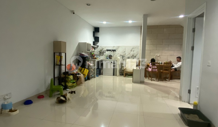 Dijual Rumah Strategis Dekat Tol The Savia Bsd 2