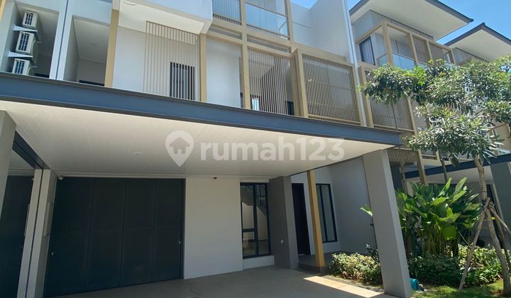 Di Sewakan Rumah Premium Kawasan Strategis di BSD City Di Sewakan Rumah Premium Kawasan Strategis di BSD City