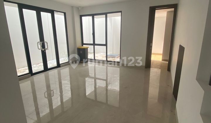 Di Sewakan Rumah Dekat Mall Eastvara Bsd City 2
